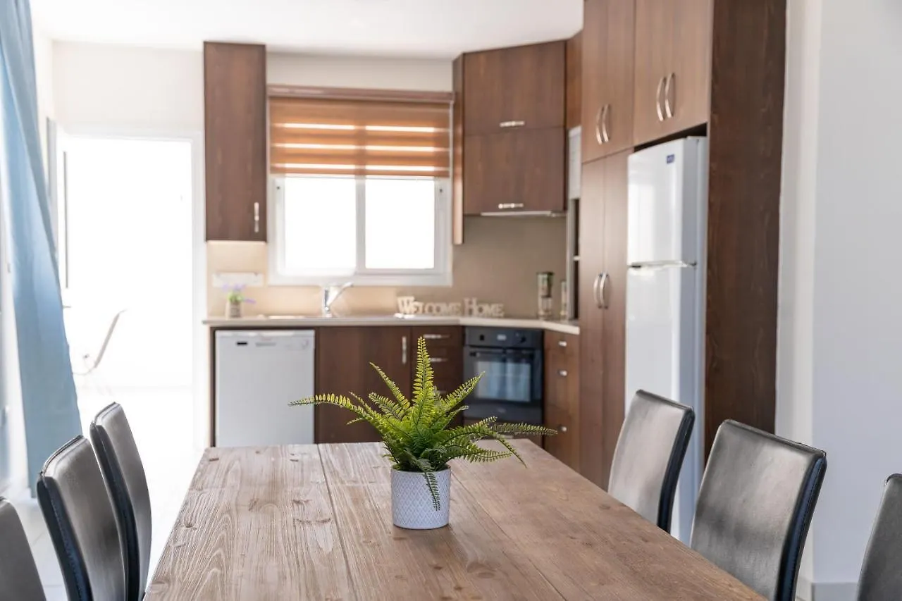 Dafni Villa Ekaterina 3 Bdrm Protaras
